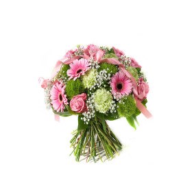 Buy perfect flower bouquet for you valentine on 1800gifts: Romantic Valentines Day flowers to your love onces